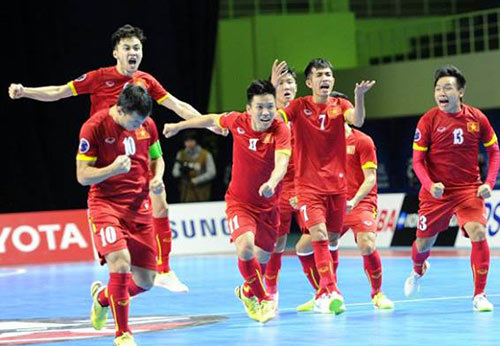 Futsal Việt Nam khóc như mưa vì chiến tích World Cup