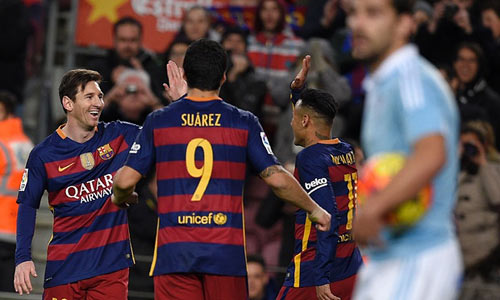 Sporting Gijon – Barca: Cắt đuôi & nối dài kỉ lục
